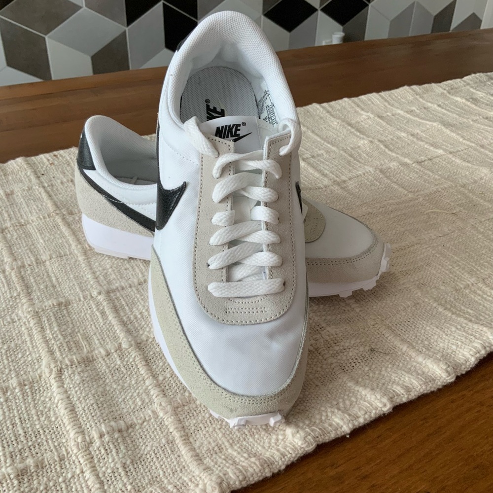Nike athletic shoes new